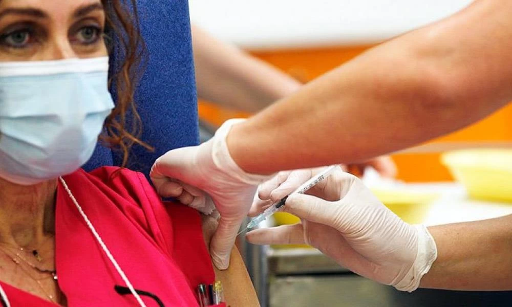 Οι πλήρως εμβολιασμένοι μπορούν να κάνουν όσα απέφευγαν